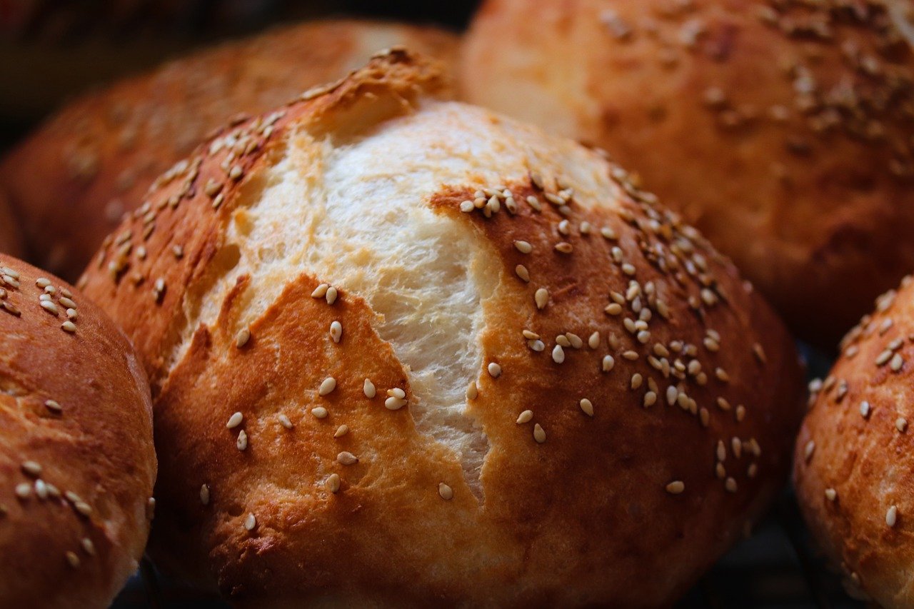 The Benefits of Eating Locally Sourced Food